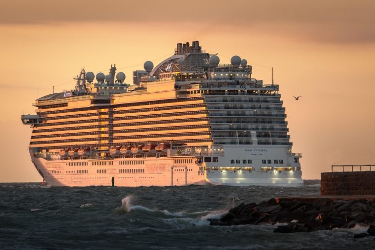 Cruising: The Best Way to Explore the World by Sea in 2025–2026